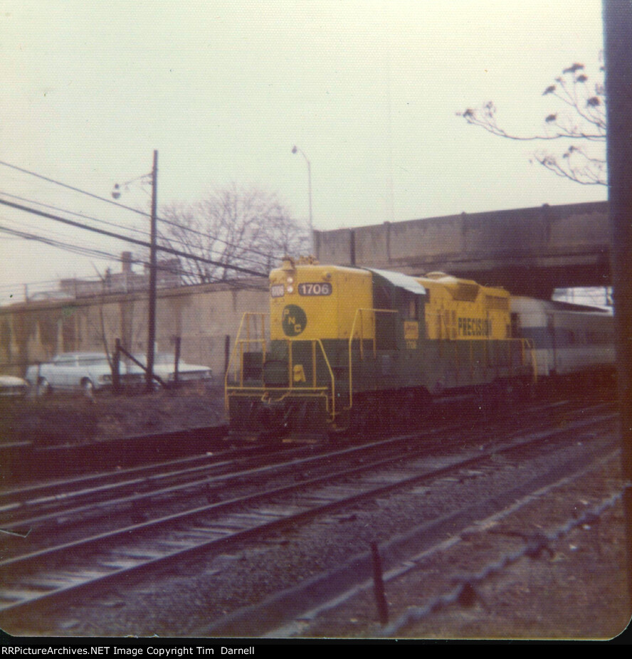 PNCX 1706 on an Oyster Bay train